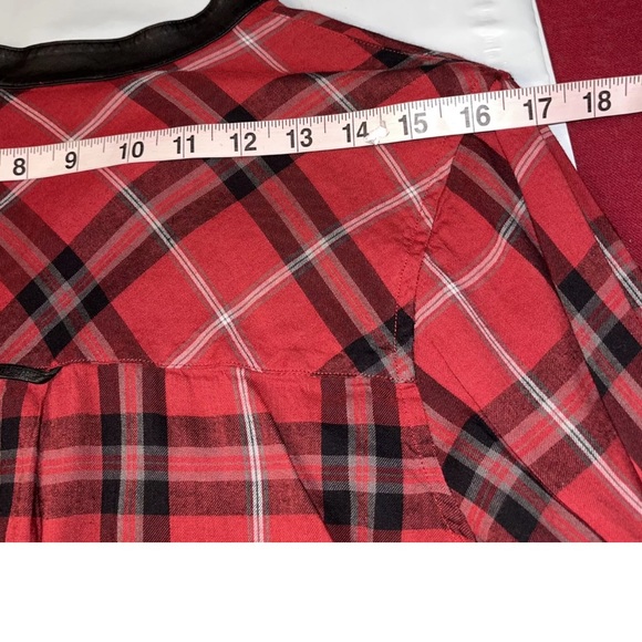 VINCE RED BLACK Plaid long tunic Shirt Leather Band Collar Button Up, Pockets, M - Picture 8 of 10